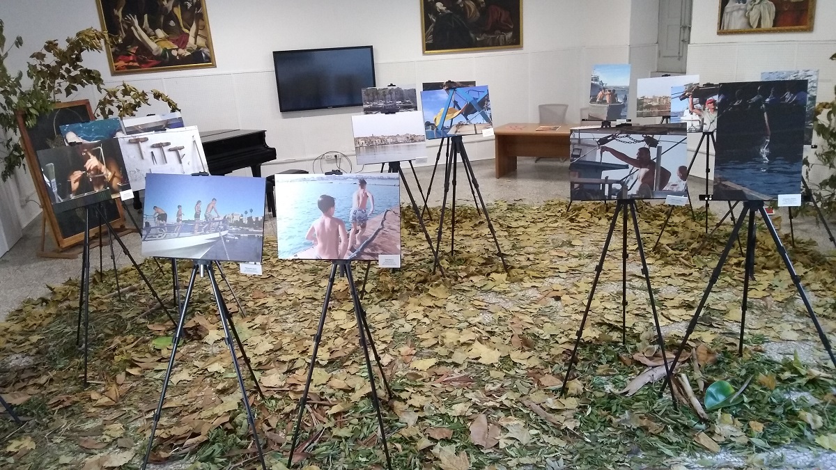 2022 11 10 Allestimento della mostra nell'aula magna della sede di Taranto