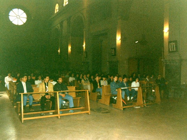 Visita e benedizione della scuola da parte di SE Mons Benigno Papa - L’Arcivescovo di Taranto Mons. Benigno Papa, è in visita nella nostra scuola. Un momento della cerimonia religiosa svoltasi nella Chiesa Madre. Scarica il file