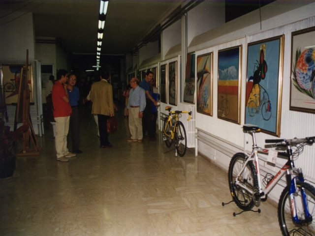 Mostra didattica “La bicicletta con poca fatica” - Curata dal prof. Francesco Manigrasso, si inaugura la mostra didattica “La bicicletta con poca fatica”. La mostra.Scarica il file